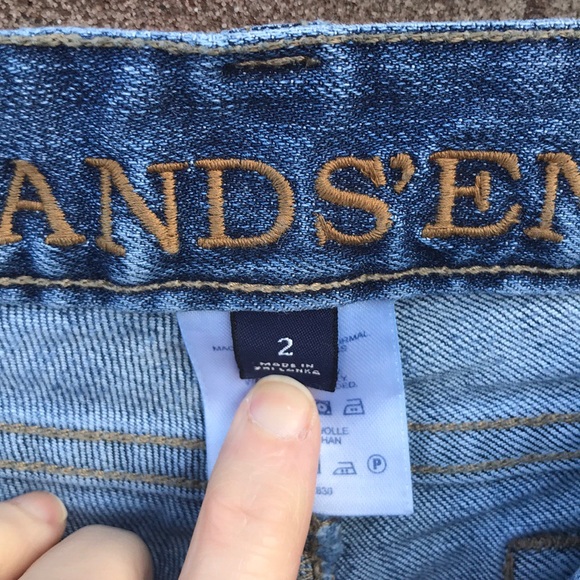 ❎DONATED❎ Lands’ End Boot Cut Jeans - Picture 6 of 10